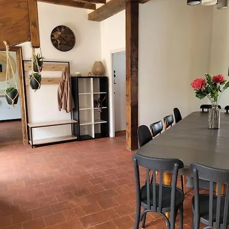 בית נופש Des Hirondelles *