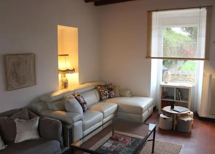 Des Hirondelles Ferienhaus Morannes sur Sarthe-Daumeray